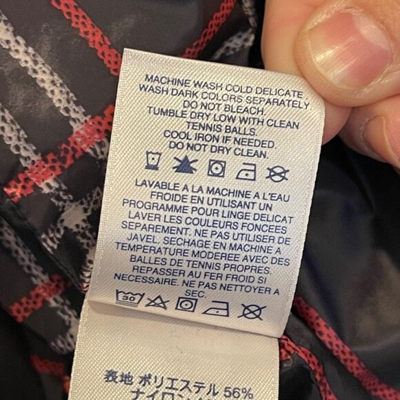 NWOT Lands End Black Hooded Puffer Jacket S (6-8) Red Plaid Lined Interior & Fro - Picture 5 of 8